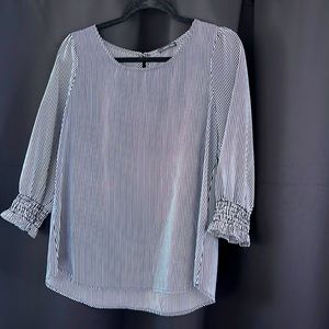 Davinia Smocked Sleeve Blouse